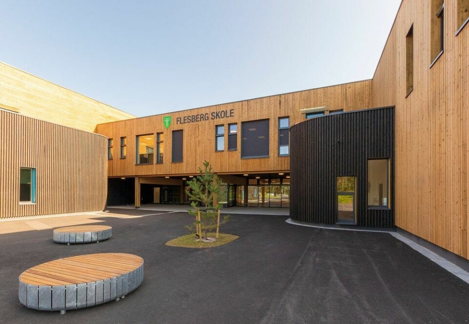 Flesberg Skole i Viken: Ny 1-10 skole med flerbrukshall for 450 elever. Skolen har passivhusstandard og er oppført i en massivtrekonstruksjon. Flesberg Skole i Viken: Ny 1-10 skole med flerbrukshall for 450 elever. Skolen har passivhusstandard og er oppført i en massivtrekonstruksjon. Foto: SPINN Arkitekter