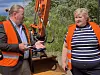 Sjur Wethal Helljesen, klima- og kundeløsningsrådgiver i Nasta, snakket grønne maskiner med Høyre-leder Erna Solberg.
