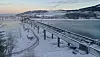 Hovedentreprenør for den 836 meter lange Minnevika jernbanebru er arbeidsfellesskapet Hæhre PNC. Her skal togene kjøre på nytt dobbeltspor i 200 km/t fra oktober 2023. Foto: Bane Nor