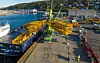 Båten med krandelane blir lossa på Oslo Havn. Foto: Nils Maudal, Bane Nor
