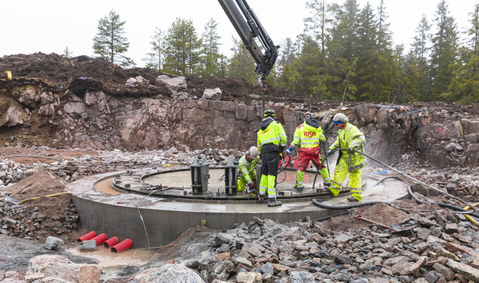 Fra levering av Nonset 120 SR gysemørtel til Odal vindkraftverk. Fra levering av Nonset 120 SR gysemørtel til Odal vindkraftverk.