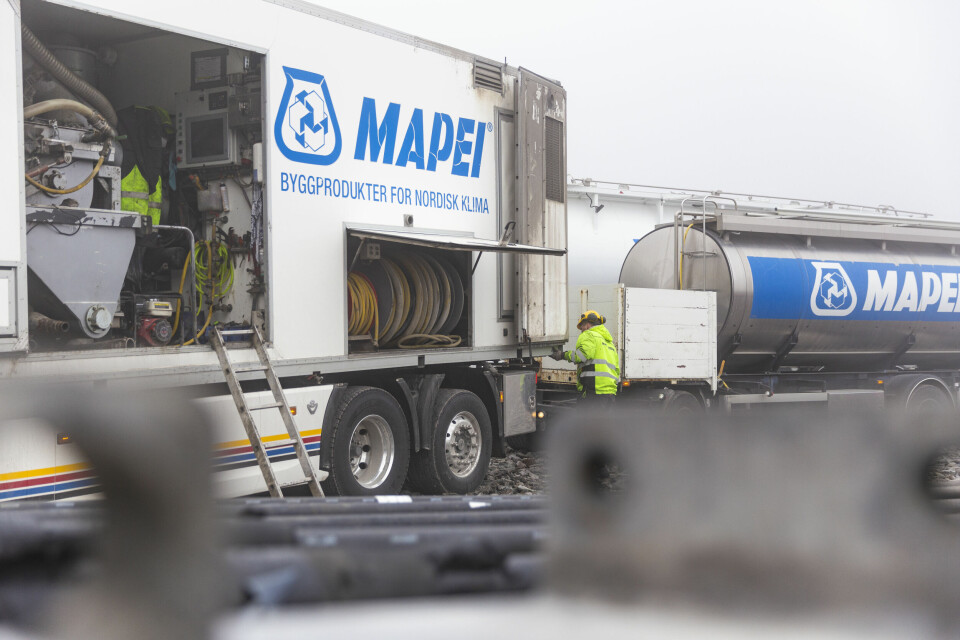 Fra levering av Nonset 120 SR gysemørtel til Odal vindkraftverk. Klikk for større versjon Fra levering av Nonset 120 SR gysemørtel til Odal vindkraftverk.