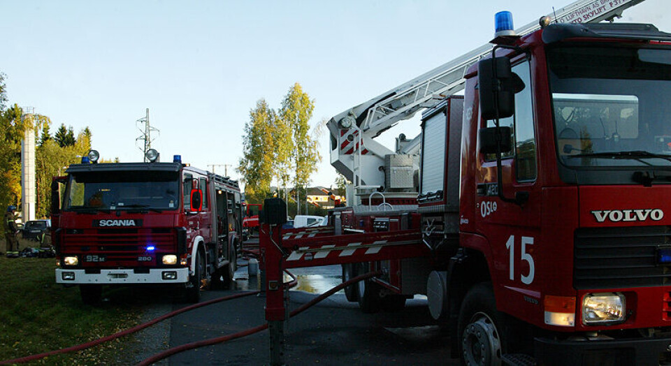 80 evakuert etter brann i kontorbygg