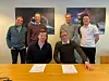 Bak fra venstre: Øyvind Johansen, prosjektsjef NRC, Øyvind Utne Larsen, prosjektsjef MOGD, Kristoffer Lund, prosjektleder NRC, Lasse Livik Sæter, prosjektleder NRC. Foran fra venstre: Hans Kjetil Traen, adm dir i Marthinsen & Duvholt sammen med Martin Inge Olsen, direktør for banedivisjonen, NRC Group Norge. Foto NRC Norge