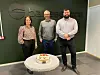 Administrerende direktør Kjersti Kanne (f.v.), divisjonsdirektør Baneteknikk Kjell Myhr, plassjef Trondheim, Kristian Aanstad.