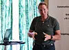 Direktør for kontrakt og marked Bjørn Børseth i Nye Veier under et seminar på Bygg Arena Arendal