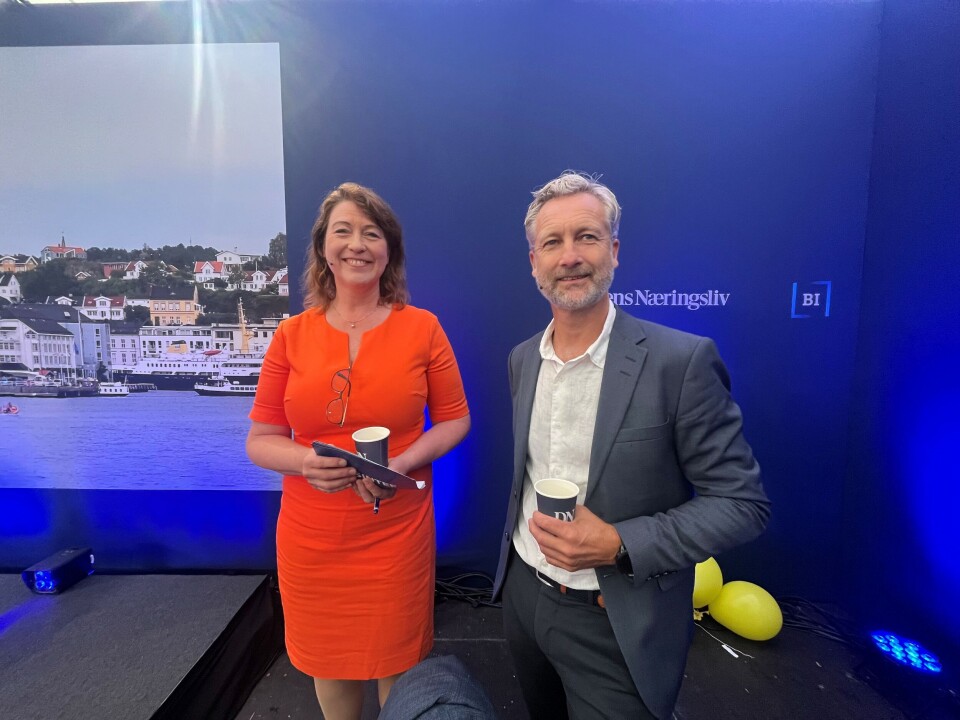 Tirsdag presenterte Sintef Community-sjef Siri Hunnes Blakstad og Skanska-sjef Stein Ivar Hellestad en ny rapport om energisparing i bygg. Tirsdag presenterte Sintef Community-sjef Siri Hunnes Blakstad og Skanska-sjef Stein Ivar Hellestad en ny rapport om energisparing i bygg.