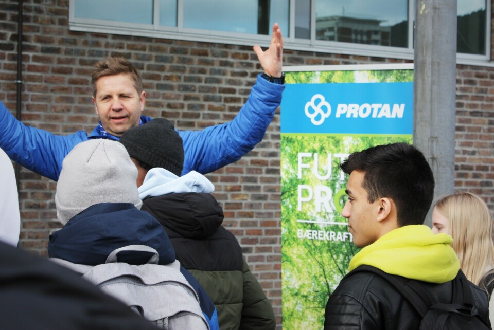 ( Klikk for større versjon)Klikk for større versjon