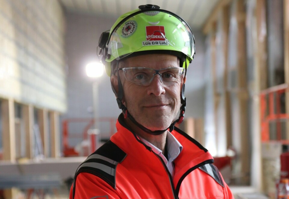 Lars Erik Lund er konserndirektør for strategi og bærekraft i Veidekke ASA. Lund satte nylig mental helse på dagsordenen med et åpenhjertig innlegg i sosiale medier om sin egen depresjon. Lars Erik Lund er konserndirektør for strategi og bærekraft i Veidekke ASA. Lund satte nylig mental helse på dagsordenen med et åpenhjertig innlegg i sosiale medier om sin egen depresjon.