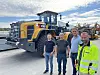 Åsmund Blikra, teknisk support i Agder Gruppen (f.v.), Svein Arne Uppstad, konsernsjef i Agder Gruppen, Nils Ola Hoff, prosjektdirektør i AF Gruppen og Egil Valhovd, maskiningeniør i AF Gruppen. Foto: Agder Gruppen