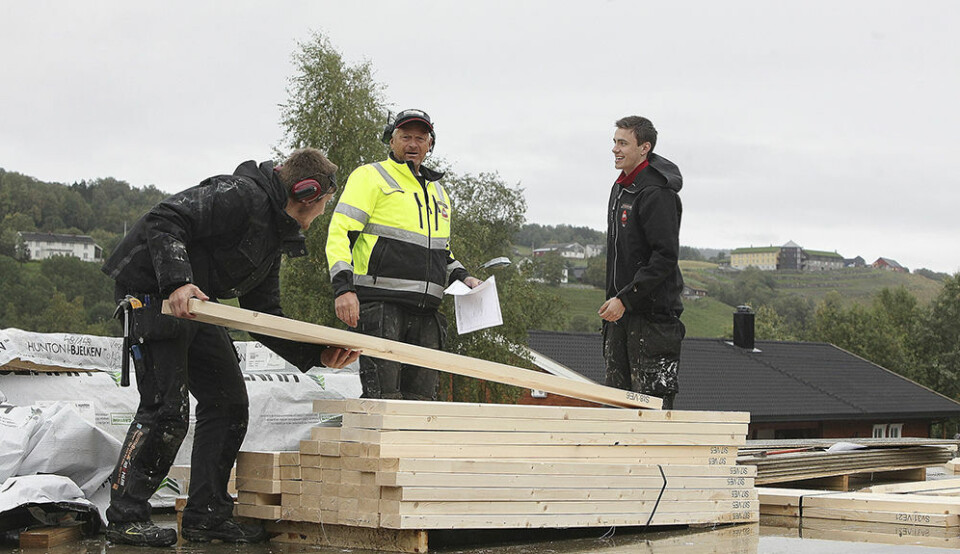 Sparer halvannen måned med Hunton