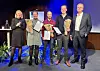 Multiconsults Håkon Duus ( i midten) er kåret til 'Årets Unge Rådgiver' i RIF. F.v. Liv Kari Skudal Hansteen (RIF), finalist Ingvild Wang (Rambøll). Håkon Duus, finalist Vegard Gavel-Solberg (Norconsult) og Ari Soilammi, juryleder, utviklingssjef i RIF.