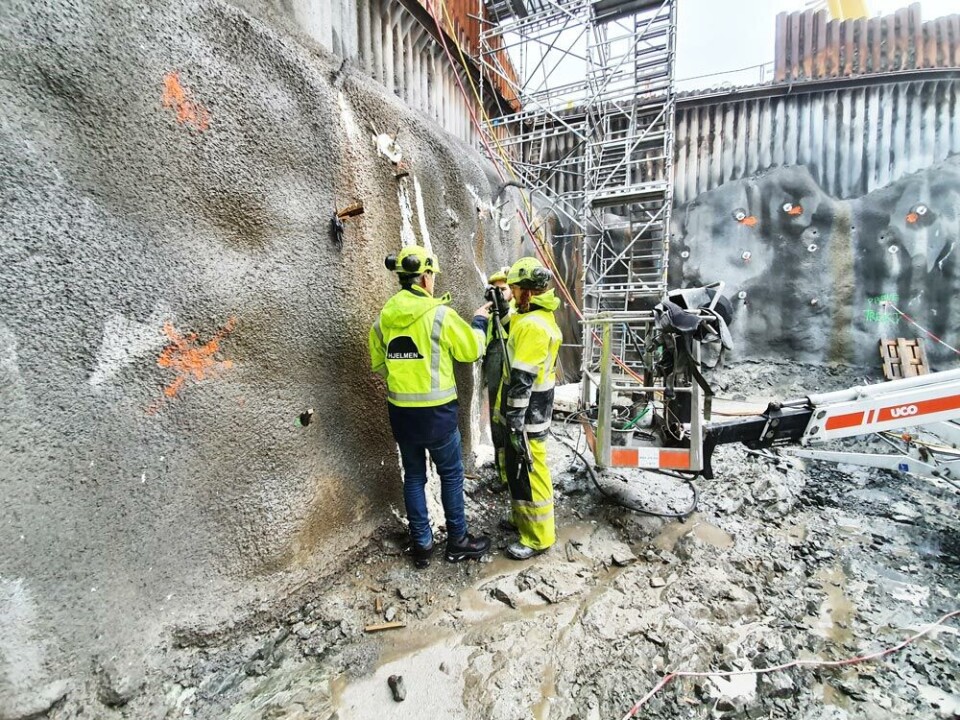 De ansatte i Hjelmen dokumenterer arbeidet som utføres i utbyggingsprosjektet til bybanen i Bergen. Bildedokumentasjon i SmartDok er et effektivt verktøy. Klikk for større versjon
