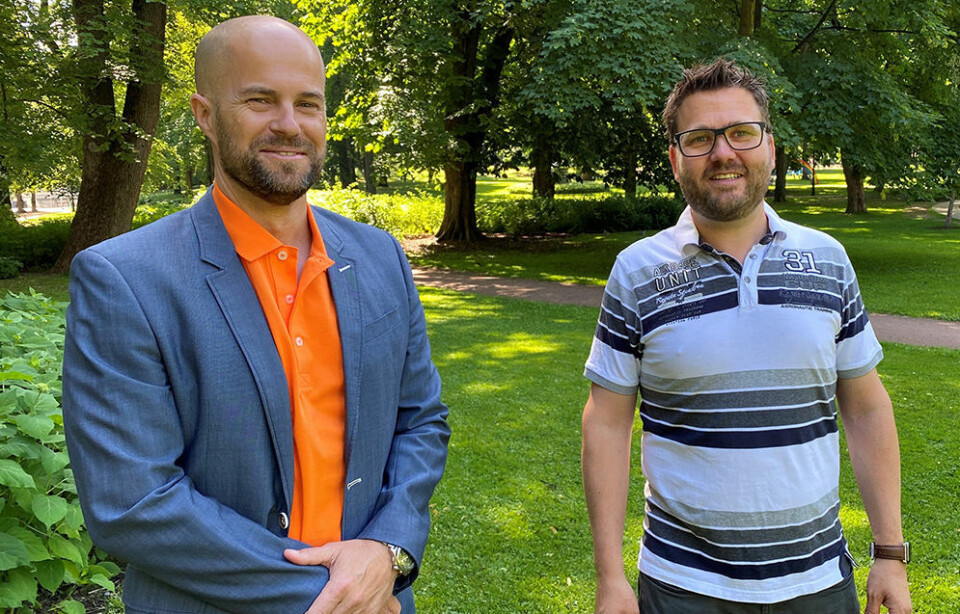 Markedsjef i NAL Peter Rånås (t.v) og selger i AS Jon Vidar Kleppe.