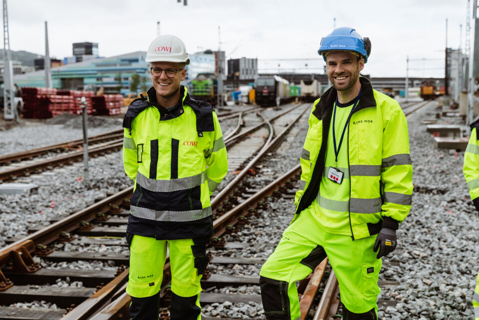 Prosjektleder fra COWI, Marius Ertshus Mathisen befarer prosjektet sammen med prosjektsjef i Bane NOR, Eivind Farestveit Larsen. Prosjektleder fra COWI, Marius Ertshus Mathisen befarer prosjektet sammen med prosjektsjef i Bane NOR, Eivind Farestveit Larsen. Foto: Nils-Roe Fjørtoft