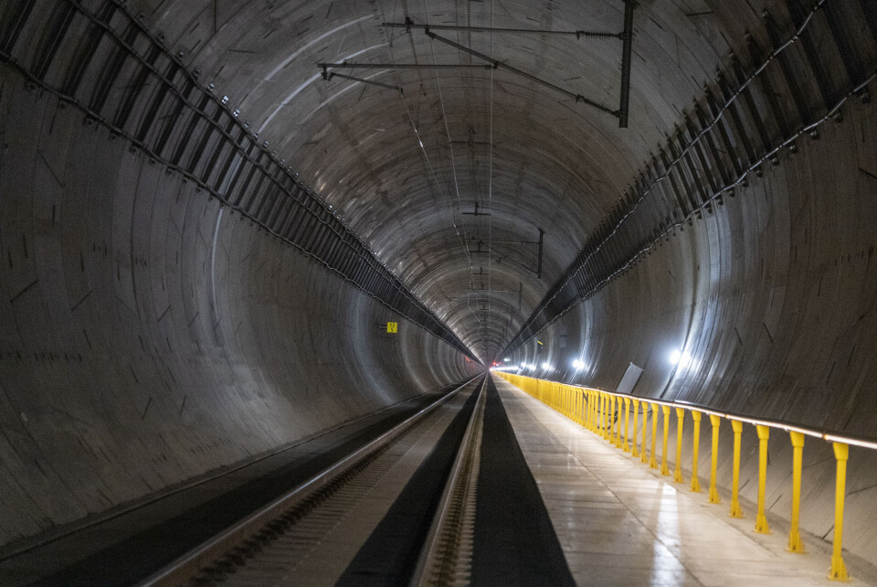 Arbeid med å prosjektere og planlegge bytte av strømledning i Blixtunnelen pågår forstatt. Arbeid med å prosjektere og planlegge bytte av strømledning i Blixtunnelen pågår forstatt. Foto: Terje Pedersen / NTB