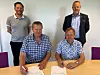 Prosjektleder Terje Dysvik (Ø.M. Fjeld) og prosjektleder Geir Haugan (Lillestrøm kommune). Foran: regionleder Ole Johan Krog (Ø.M. Fjeld) og avdelingsleder Axel Hauge (byggherreavdelingen Lillestrøm kommune). Foto: Ø.M. Fjeld
