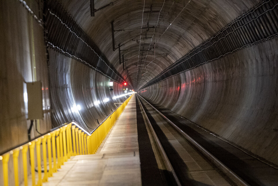 Bane Nor har inngått en kontrakt for å prosjektere og planlegge et bytte av strømledning i Blixtunnelen. Men det er ikke bestemt om ledningen skal byttes. Illustrasjonsfoto: Terje Pedersen / NTB Bane Nor har inngått en kontrakt for å prosjektere og planlegge et bytte av strømledning i Blixtunnelen. Men det er ikke bestemt om ledningen skal byttes. Illustrasjonsfoto: Terje Pedersen / NTB