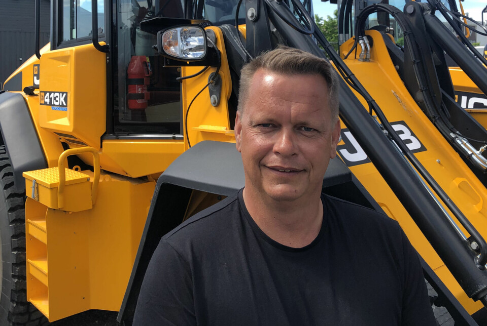 Mathis Vaalanes er ansatt som selger for Rosendal Maskin i Telemark og Vestfold.