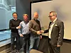 Administerende direktør Kjell Paulsrud fra Neumann Bygg og Svein Erik Mathisen, Bjørge Ask Olsen og Morten Røisland fra BTG forsegler avtalen. Foto: Neumann Bygg
