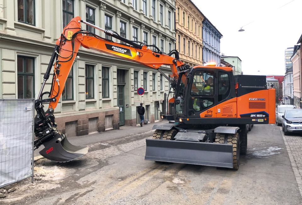 ELEKTRISK. Doosans DX165W-5 Electric er blant de utslippsfrie maskinene som er i drift i det norske markedet i dag. ELEKTRISK. Doosans DX165W-5 Electric er blant de utslippsfrie maskinene som er i drift i det norske markedet i dag.