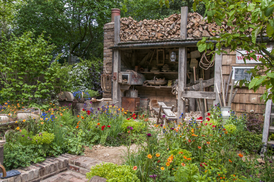ARTISAN GARDEN Chelsea Flower Show 2015: A Trugmaker's Garden by Future Climate Info. Designed by: Serena Fremantle & Tina Vallis . Sponsored by: Future Climate Info. Foto: Tim Sandall