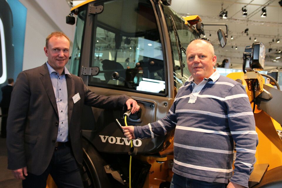 Tom Engebretsen i Volvo Maskin og Are Ellefsrud i Veidekke.