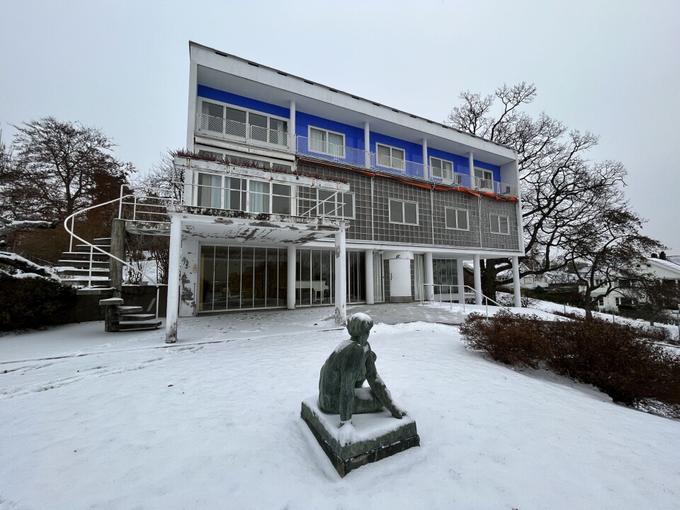 Villa Stenersen bærer preg av tidens tann, og har stort behov for rehabilitering.
