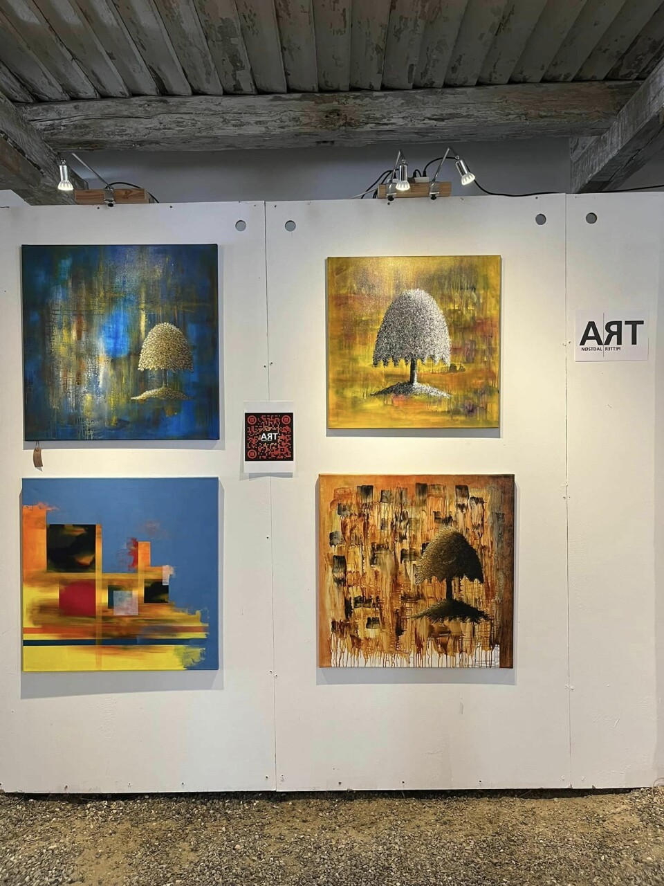 Petter Ludvig Nøstdals bilder på utstilling. Foto: privat