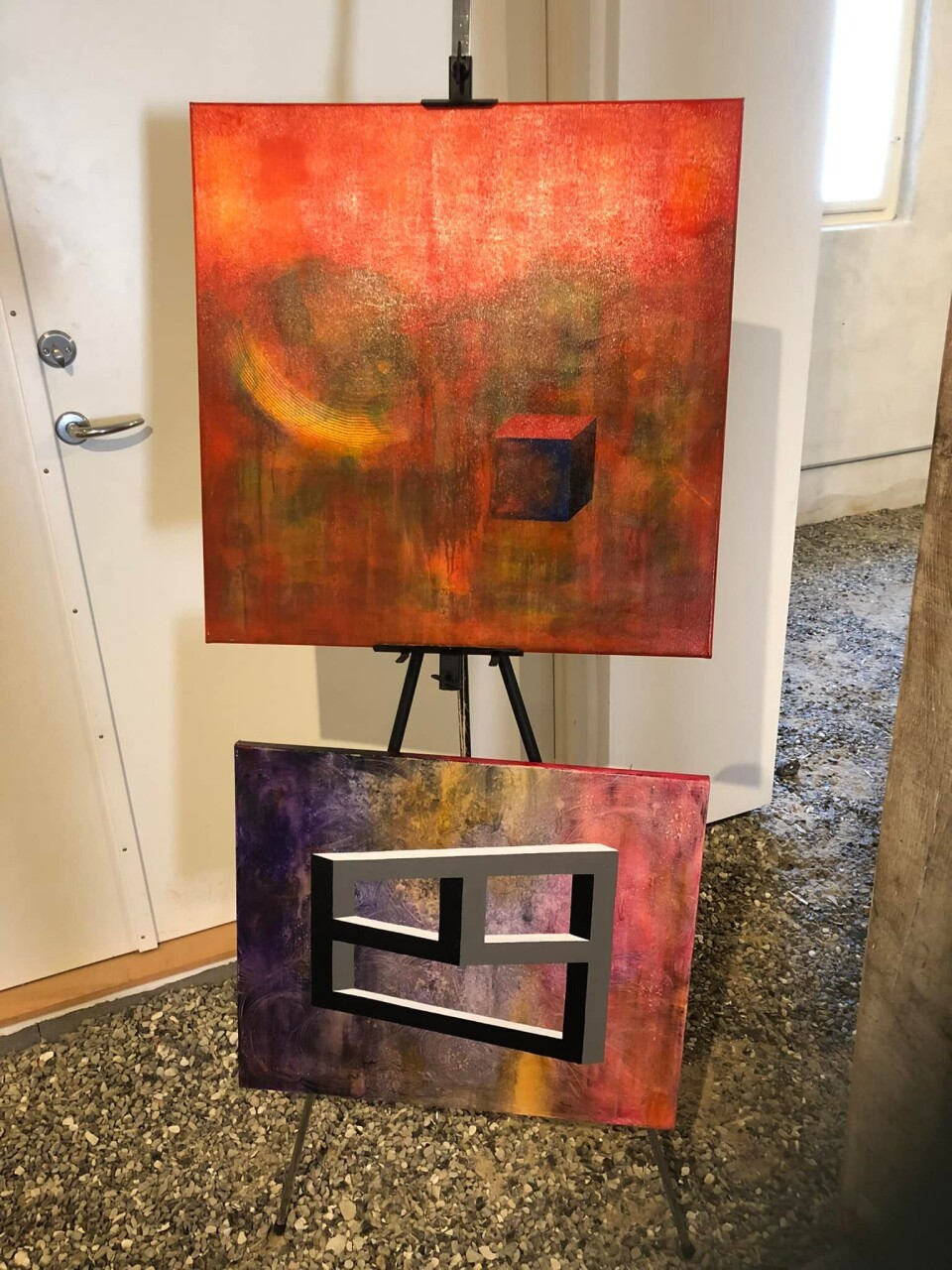 Petter Ludvig Nøstdals bilder på utstilling. Foto: privat