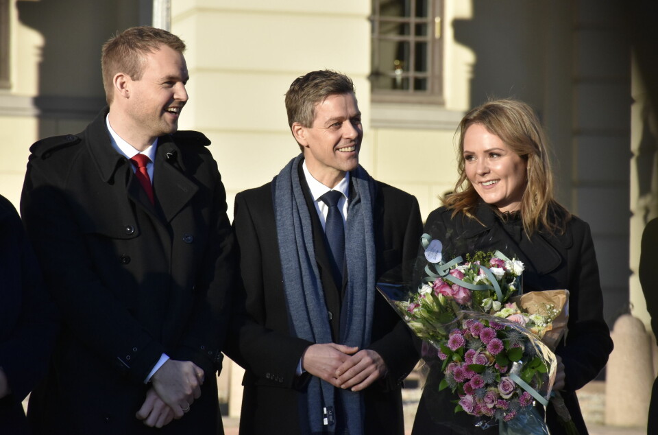 Statsminister Erna Solberg (H) presenterte sin nye regjering på Slottsplassen. Foto: Stefan Offergaard