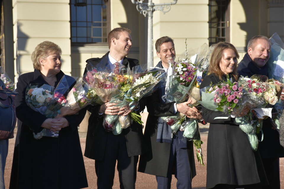 Statsminister Erna Solberg (H) presenterte sin nye regjering på Slottsplassen. Foto: Stefan Offergaard