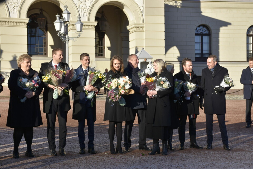 Statsminister Erna Solberg (H) presenterte sin nye regjering på Slottsplassen. Foto: Stefan Offergaard