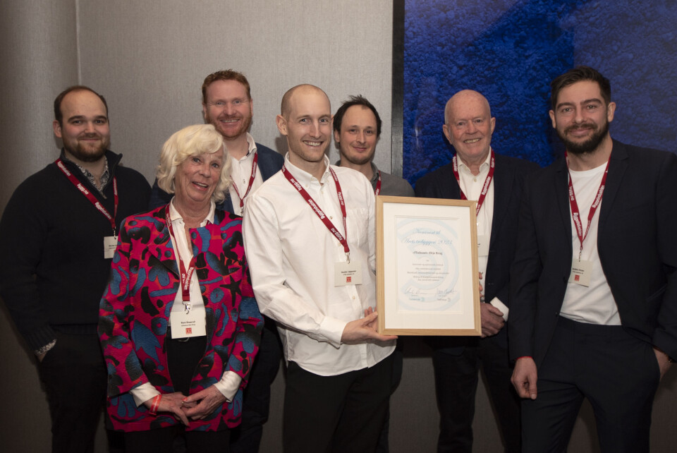 Morten Lippestad (fra venstre), Reni Braarud, Jens Frøne, Gustav Jeppsson, Kent Jensen, Odd Halvorsrud og Anders Strøm mottok nominasjon til Årets Trebyggeri for prosjektet Flishuset.