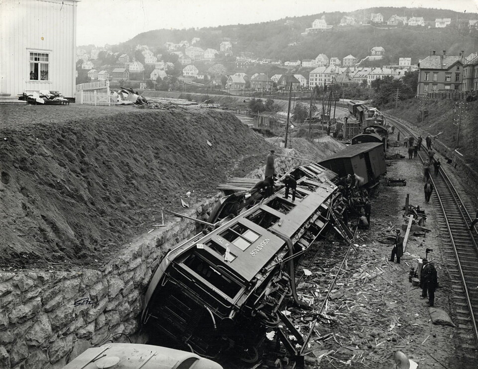 Nidareidulykken rammet et ekstratog med gjester på vei til hovedstaden etter åpningsseremonien i Trondheim, seks omkom. Foto: Wikipedia/ Alf Schrøder.