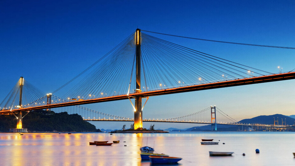 Ting Kau Bridge, Hong Kong. Klikk for større versjon