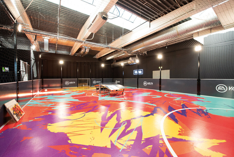 ETTER: …. og slik ble resultatet. Her fra futsalbanen som Tobias Becs har designet selv. Foto: Trond Joelson