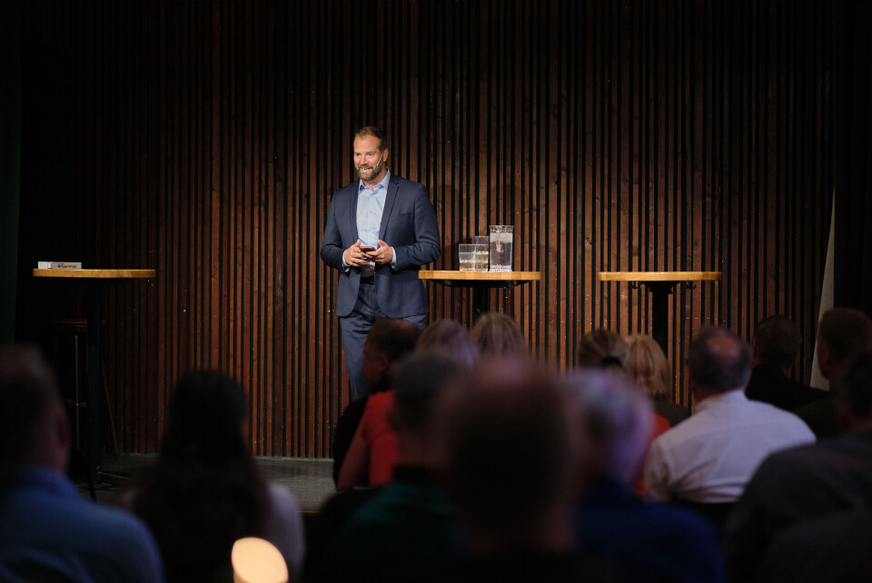 Administrerende direktør i Glava, Andreas Fritzsønn, ønsket velkommen til frokostmøte med Glava, Fellesforbundet og NHO Byggenæringen. Administrerende direktør i Glava, Andreas Fritzsønn, ønsket velkommen til frokostmøte med Glava, Fellesforbundet og NHO Byggenæringen. Foto: Matias Fosso