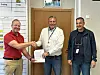 Fra venstre: Sigurd Ramnefjell, PL AF Ghella; Øyvind Hagen; Maurizio Romano, Anleggsleder AF Ghella. Foto: Bravida