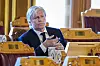 Ola Elvestuen (V) ønsker å avbryte Stortingets sommerferie for å hastevedta innføringen av EUs fornybardirektiv, men møter liten forståelse fra sine stortingskollegaer. Foto: Terje Pedersen / NTB