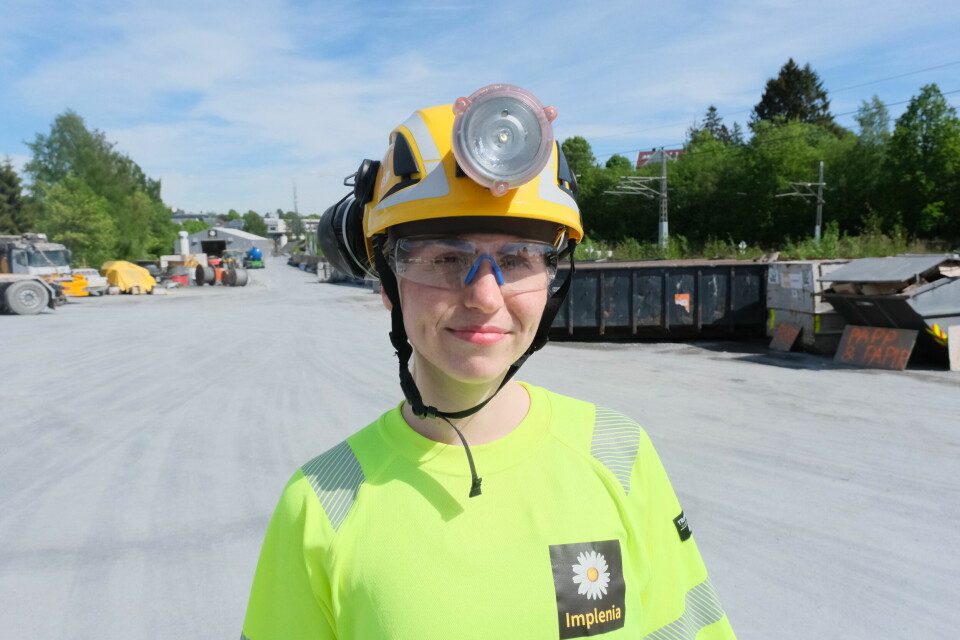 Sunniva Hamsund (25) er HMS-ingeniør på K2D Fornebubanen. Klikk for større versjon Sunniva Hamsund (25) er HMS-ingeniør på K2D Fornebubanen.