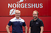 Benn Asgeir Båtvik (t.v.) overtar som administrerende direktør i Norgeshus etter Dag Runar Båtvik. Foto: Norgeshus