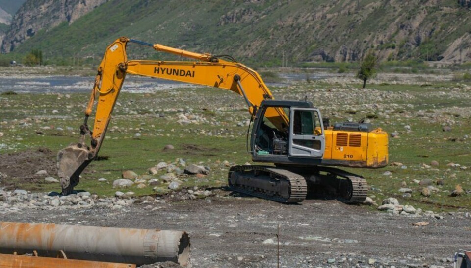 Fritt Ukraina søker gravemaskiner til den ukrainske fronten. Foto: Paul H/Pexels