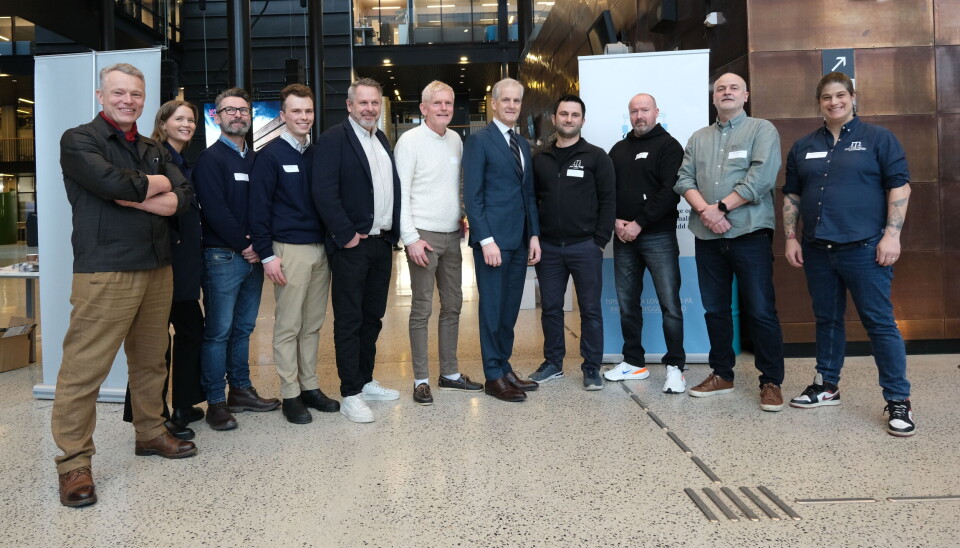 Statsminister Jonas Gahr Støre møtte lederne i de lokale organisasjonene til Fair Play Bygg.