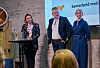 Hilde Vatne, administrerende direktør i JM Bolig (til venstre), Espen Lea, daglig leder i Cemonite og Hanne Sønsteby Roth, administrerende direktør i Asak Miljøstein, var blant de som deltok på det innovative bransjetreffet om bruk av gruveavfall til belegningsstein. Foto: JM Bolig