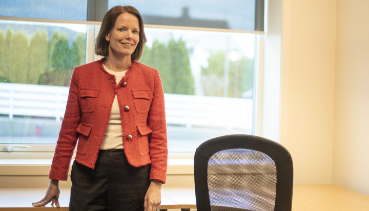 Daglig leder Marianne Nærø i HS Bygg har akkurat kommet inn i nye kontorer i Ålesund. Mesteparten av kontortiden hennes er fortsatt i Stryn. Foto: Sindre Sverdrup Strand