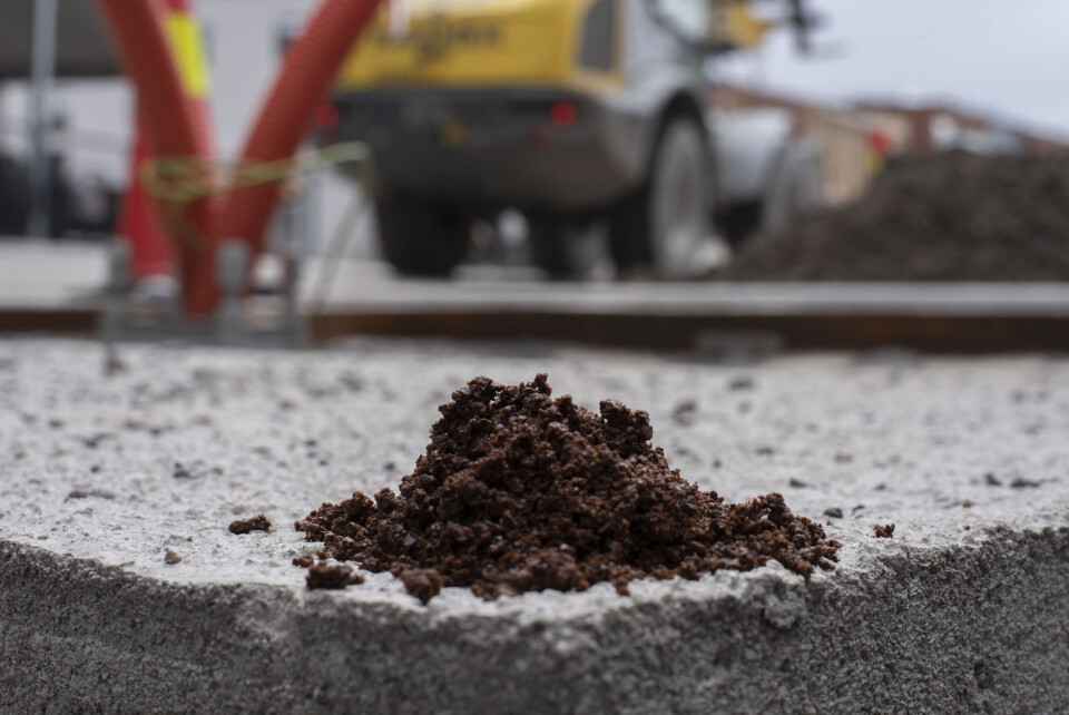 Australske forskere tror gammel kaffe kan kurere gruff i byggenæringen. Illustrasjonsfoto: Sindre Sverdrup Strand Australske forskere tror gammel kaffe kan kurere gruff i byggenæringen. Illustrasjonsfoto: Sindre Sverdrup Strand
