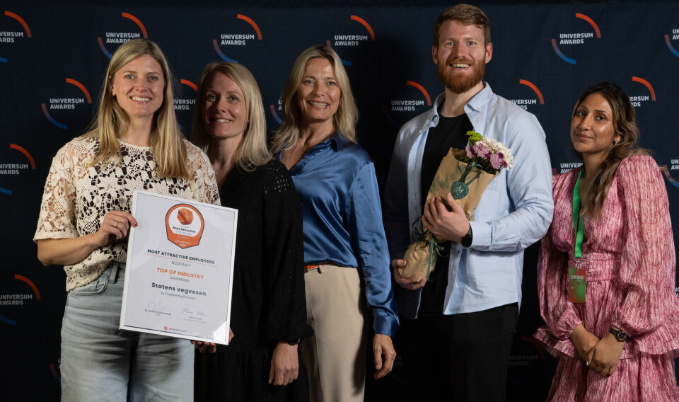 Statens vegvesen er rangert høyest blant samferdselsaktørene i kåringen, og mottok onsdag kveld et synlig bevis på det.