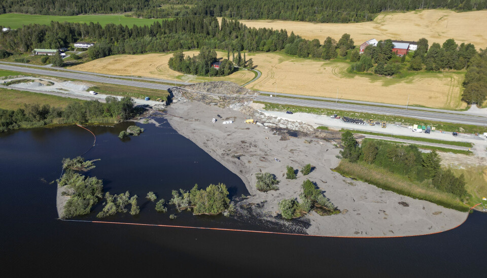 Dronebilde over raset ved Nesvatnet utenfor Levanger. Foto: Jan Langhaug / NTB