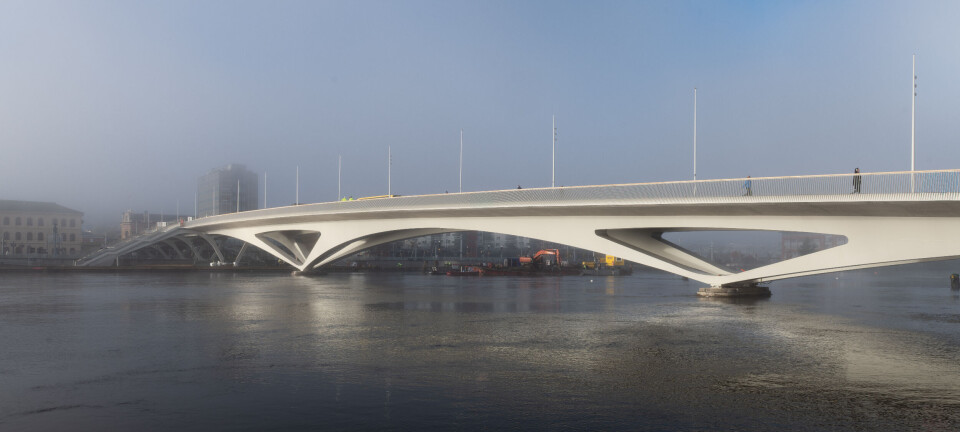 Den nye bybrua i Drammen er offisielt åpnet